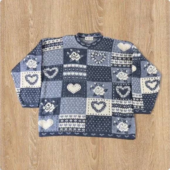 Vintage 90s Pirate Eyes Blue Patchwork Heart Knit Sweater Oversized Made in USA - Picture 5 of 8
